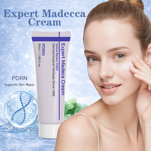 <span class=keywords><strong>Crema</strong></span> <span class=keywords><strong>Viso</strong></span> Madeca PDRN e Acido Ialuronico al Collagene Idratante e Ringiovanente <span class=keywords><strong>per</strong></span> Donna, Tutti i Tipi di <span class=keywords><strong>Pelle</strong></span> - Product Image 4