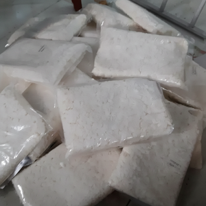 นาตาเดอโคโคแบบดิบธรรมชาติสำหรับผลิตเครื่องดื่มและขนมผลิตในเวียดนาม - Product Image 1