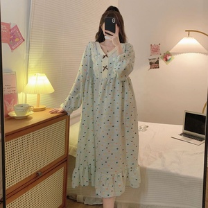 Material de crepé para <span class=keywords><strong>mujer</strong></span> Fall Fat MM ropa de dormir camisón suelto dulce estilo princesa ropa de casa de manga larga de encaje con cuello en V Maxi <span class=keywords><strong>pijama</strong></span> - Product Image 6