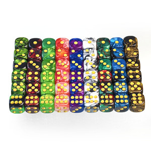 Vente en gros de dés de jeu de société en acrylique double couleur 16 mm, effet marbre, D6 - Product Image 2