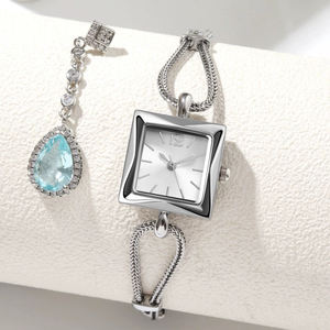 2025 Style rétro femmes en gros Simple petit cadran carré mince chaîne Quartz alliage boîtier résistant à l'<span class=keywords><strong>eau</strong></span> montres décontracté - Product Image 2