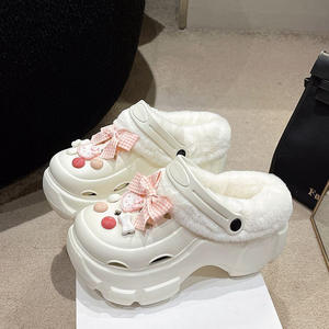 Chaussons d'hiver classiques à bout fermé, antidérapants, à semelle souple, isolés, respirants, anti-odeurs, tendance mode, décorés de bandes, en coton - Product Image 6