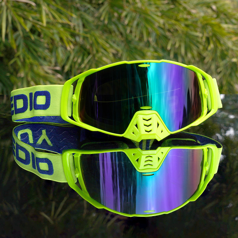 Monture vert néon, verres verts