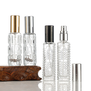 Flacon de parfum portable de <span class=keywords><strong>poche</strong></span> 12 ml, texture <span class=keywords><strong>vintage</strong></span> en forme de losange, en verre écologique transparent, échantillon de parfum à bille rechargeable - Product Image 2