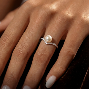 Bague en cuivre avec perle d'eau douce et pavé de zircone cubique en forme de vague, bijou élégant pour femme, cadeau de mariage ou de fiançailles - Product Image 2
