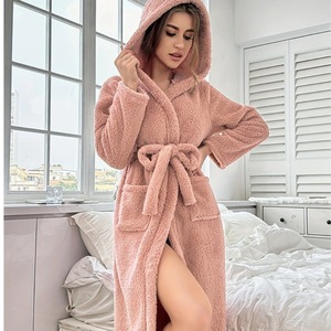 Stile europeo americano in tinta unita stile inverno <span class=keywords><strong>rosa</strong></span> con cappuccio accappatoio cintura Casual corallo in <span class=keywords><strong>pile</strong></span> <span class=keywords><strong>pigiama</strong></span> per le donne vestiti per la casa - Product Image 3