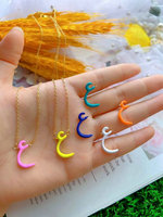 Collier pendentif arabe en laiton plaqué or 18 carats personnalisable bijoux de lettres musulmanes en émail coloré avec zircon pour enfants