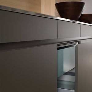 Tengce Contemporary Black European Luxury Solid Wood Custom-Made Lacquer <b>Kitchen</b> <b>Cabinet</b> Modern <b>Kitchen</b> Furniture <b>Pantry</b> <b>Cabinet</b> - Product Image 2