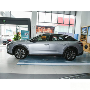 Citroën <span class=keywords><strong>C5</strong></span> <span class=keywords><strong>X</strong></span> <span class=keywords><strong>2023</strong></span> 1.6T Enjoy Trim FWD Automatique Faible Kilométrage Crossover HATCHBACK d'occasion - Product Image 2