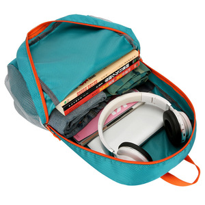 Sacs de voyage pliables légers personnalisés, nouveaux sacs à dos de sport d'extérieur avec fermeture éclair et fonction imperméable - Product Image 5