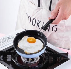 Vente chaude 12 cm Mini Poêle <span class=keywords><strong>En</strong></span> <span class=keywords><strong>Fonte</strong></span> Design Moderne Poêle À Frire Casserole Épaissie Sans Revêtement Poêle Antiadhésive Écologique - Product Image 4