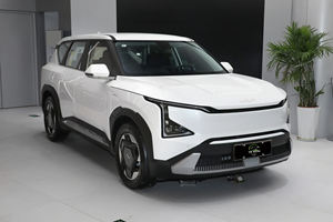 YK MOTORS 2025 Kia EV5 Energi Baru Listrik >700km SUV 5-pintu 5-kursi Motor Ganda GT Mobil Pengisian Cepat 0,45 Jam Sedang Dijual - Product Image 2