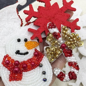 Parches bordados navideños hechos a mano, bonito muñeco de nieve, copo de nieve, caramelo con cuentas para ropa, zapatos, sombreros, decoración, Material de fieltro - Product Image 3
