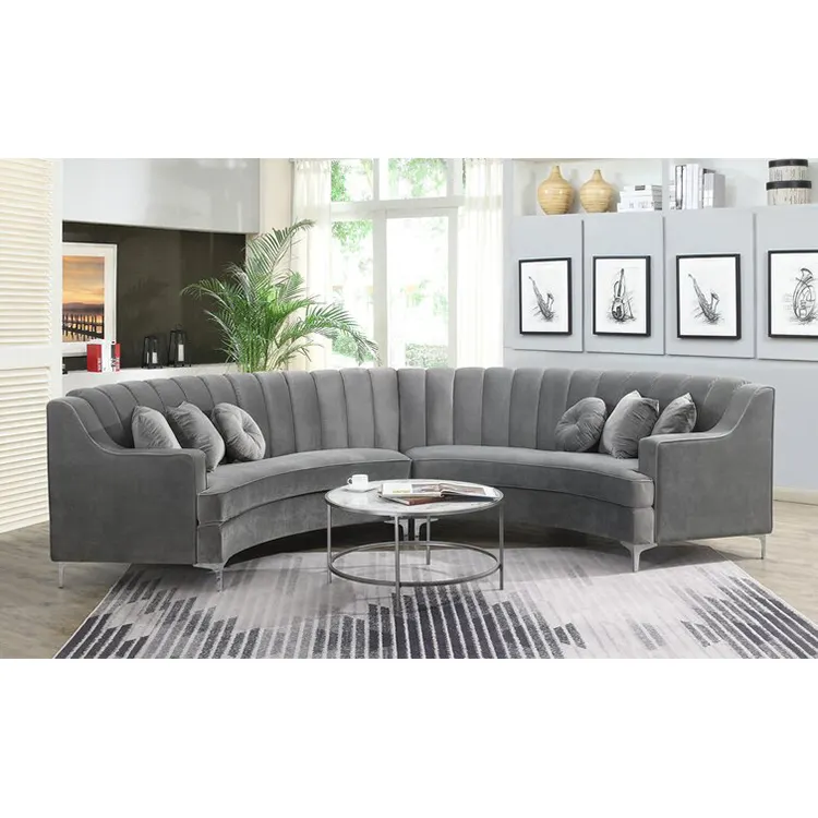 Sofá seccional tapizado para sala de estar con forma curva de terciopelo con patas de metal