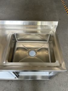 Fregadero de cocina de un solo cuenco de acero inoxidable de alta calidad Victory, equipo de catering para hoteles y restaurantes - Product Image 4