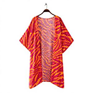 Kimono de plage rouge en rayonne imprimée pour femme, chemisier de plage, couvre-maillot de bain - Product Image 1