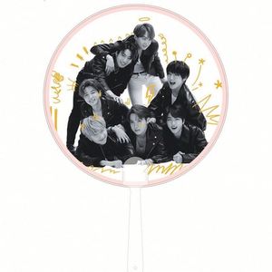 Nouveauté : Éventail personnalisé en plastique transparent 3D lenticulaire avec poignée et motif étoile - Product Image 1