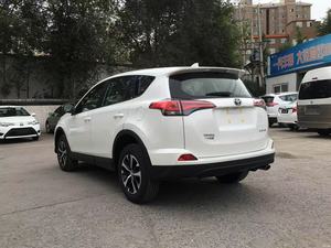 <span class=keywords><strong>Toyota</strong></span> <span class=keywords><strong>RAV4</strong></span> SUV <span class=keywords><strong>2017</strong></span>, Caja de Cambios Automática, Bajo Consumo de Combustible, Asientos de Cuero, Cámara Trasera, Neumáticos R16, Vehículo de <span class=keywords><strong>Segunda</strong></span> <span class=keywords><strong>Mano</strong></span> - Product Image 6