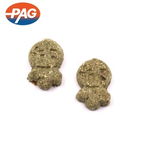 Supplément de soins de santé pour animaux de compagnie Friandise à la canneberge et à la carotte pour des lapins sains Biscuit d'herbe de lapin nutritif - Product Image 3