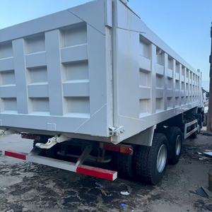 Camion à benne basculante Howo à conduite à gauche, marque chinoise, 60 tonnes, poids lourd, matériel de construction, diesel d'occasion - Product Image 2