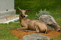 Statue de cerf et de faon en bronze massif grandeur nature pour jardin extérieur personnalisée