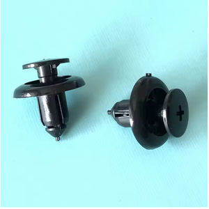 Clip de Plástico para Parachoques Renault, Repuesto para Reparación de Revestimiento de Guardabarros - Product Image 4
