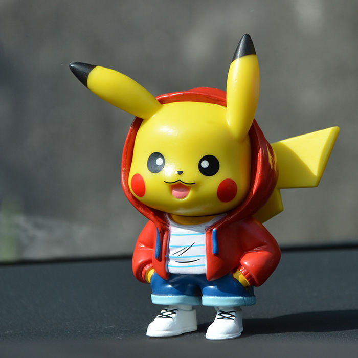 Standing red tide outfit