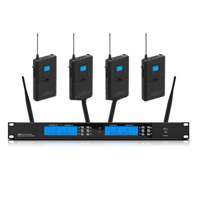 Professional Dynamic Microphone System One Drag Four Wireless Lavalier Handheld for Interview Singing Speech Durable Metal