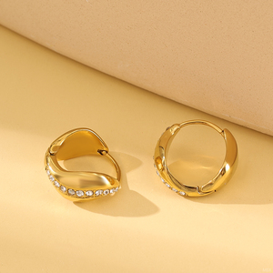 <strong>Wholesale</strong> Jewelry Stainless Steel 18K Gold PVD Chunky Dome Rhinestone Hoop Earrings for Women Non-tarnish <strong>Huggie</strong> Earrings - Product Image 5