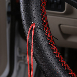 Conduite Confortable Respirant Et Froid Couture à la main <span class=keywords><strong>Couvre</strong></span>-<span class=keywords><strong>volant</strong></span> en cuir Accessoires d'intérieur <span class=keywords><strong>Couvre</strong></span>-poignée - Product Image 1