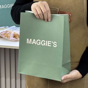 Sacs à emporter jetables en papier kraft noir écologiques et recyclables personnalisés pour hamburgers, frites, burgers et pâtes, restauration rapide - Product Image 4