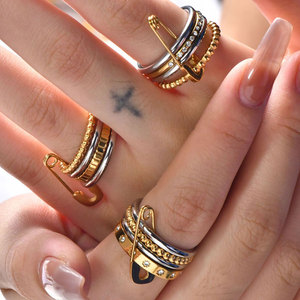 แหวนกันน้ำไม่หมอง 14k 18k ชุบทอง PVD แฟชั่น แหวนสแตนเลส 316L ประดับเพชรซิคอนสำหรับผู้หญิง - Product Image 1