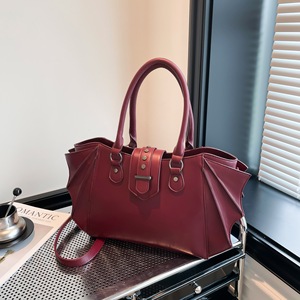 Borsa a Tracolla Gotica da Donna con Ali di Pipistrello, Borsa Punk con Borchie, Grande Capacità, Borsetta per Halloween - Product Image 5