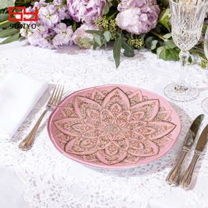 Set di 3 Piatti in Vetro Ecologico Senza Piombo con Motivo Floreale, Elegante Servizio da Tavola per Casa e Ristorante - Product Image 6