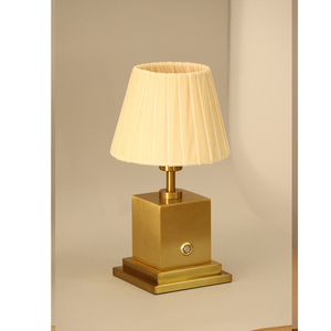 Có thể sạc lại vuông bảng đèn USB cảm ứng cơ sở tùy chỉnh chụp đèn thiết kế cổ điển cho khách sạn nhà hàng bảng chiếu sáng trang trí nội thất - Product Image 5