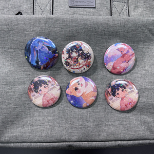 Spille Distintive Personalizzate in Latta con Logo Stampato e Chiusura a Farfalla, Regali Promozionali Popolari - Product Image 6