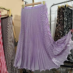 <span class=keywords><strong>Jupe</strong></span> <span class=keywords><strong>Longue</strong></span> <span class=keywords><strong>Plissée</strong></span> d'Été en Mousseline à Pois pour Femme, <span class=keywords><strong>Jupe</strong></span> Sirène Trompette Tendance à Taille Élastique pour le Travail, les Fêtes, la Danse et la Plage - Product Image 4