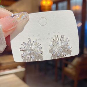 Silver Needle Super Fairy Snowflake Pearl Stud <b>Earrings</b> for Women Minority Design New Popular High-grade Luxury Ear Jewelry - Product Image 2