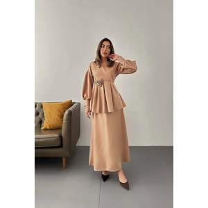 Conjunto de Suéter con Detalles en Rosa Camel para Mujer, Colección al por Mayor - Product Image 5