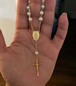 Nuovo Arrivo SC: Braccialetto Trendy con Piccole Perle, Semplice Mini Braccialetto Rosario, Braccialetto Vintage con Croce di Gesù e Maria, Regalo per Mio Figlio - Product Image 2