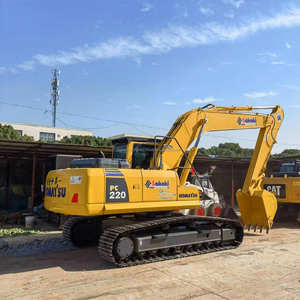 Excavateur sur chenilles d'occasion PC220-8 de 22 tonnes Komatsu PC 200-8 PC 210 Excavateurs à vendre - Product Image 3