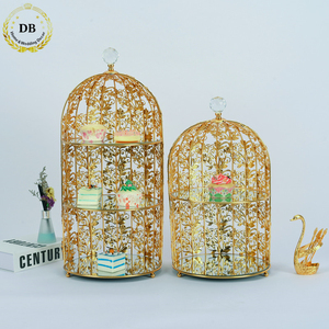 Sanatsal Desenli Altın Renkli Kuş Kafesi Cupcake Sunum Seti Düğün Tatlısı Düzeni Altın Kuş Kafesi Kek Standı 3 Parça Set - Product Image 1