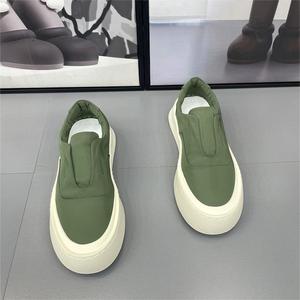 Zapatos informales impermeables transpirables ultrafinos para hombre, nuevas zapatillas bajas con suela blanda, zapatos para caminar versátiles, patrón sólido - Product Image 5
