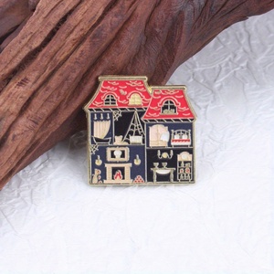 Maison hantée de <span class=keywords><strong>Ghost</strong></span> <span class=keywords><strong>Town</strong></span> Personnalité effrayante d'Halloween Insigne en alliage unique, épingle en émail. Épingles de sac à dos, etc. - Product Image 3