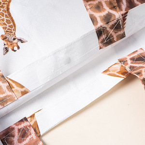 Custom Portable Animal <strong>Prints</strong> <strong>Giraffe</strong> Snakeskin Film Covered Waterproof Woven Shopping <strong>Bag</strong> Large Capacity Storage Exhibition - Product Image 5