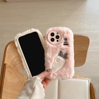 3D Perle Broderie Carotte Lapin En Peluche Téléphone Portable Cas pour iPhone 16 Pro Max 15 Plus 14 13 Pro 12 11-Nouveau Trou Rond Conception