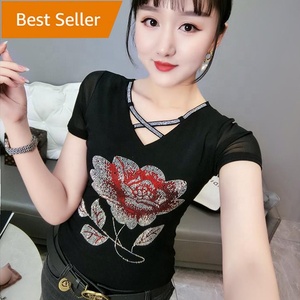 Femmes imprimé fleuri strass brillant paillettes entrecroisé vêtements <span class=keywords><strong>Rock</strong></span> Tee hauts discothèque à manches courtes chemises fête T-shirt - Product Image 1
