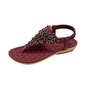 Nouvelles sandales d'été 2026 brodées à la main avec strass, style bohème, grandes tailles, tongs plates en <span class=keywords><strong>cuir</strong></span> respirant, vente en gros - Product Image 3