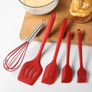 Ensemble de 5 <span class=keywords><strong>ustensiles</strong></span> de cuisson en silicone rouge résistants à la chaleur, spatule antiadhésive, fouet, pince à bords, spatule ajourée, <span class=keywords><strong>ustensiles</strong></span> de cuisine - Product Image 3