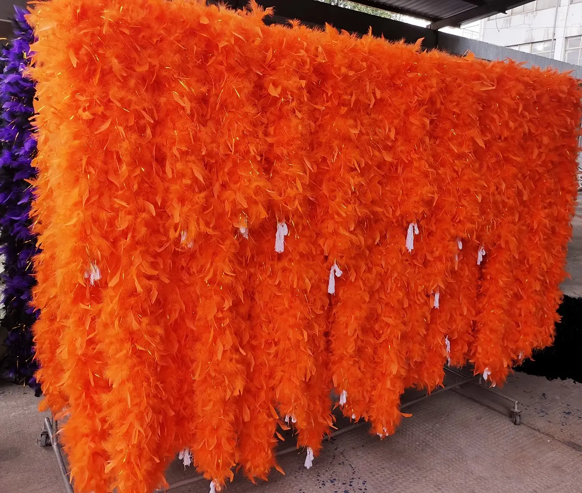 5.เครื่องแต่งกายMardi Grasสีเขียวสีม่วง 45G/2Yard Feather Boaสําหรับปาร์ตี้DIYหัตถกรรมเครื่องแต่งกายเต้นรําปาร์ตี้ฮาโลวีน